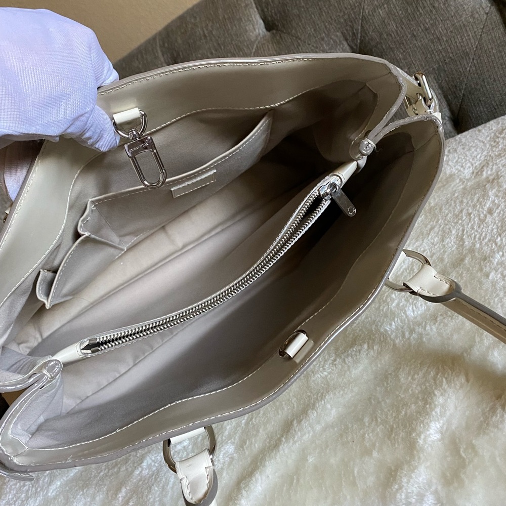 SALE!LOUIS VUITTON Passy EPI GM Ivoire Satchel - Picture 8 of 16